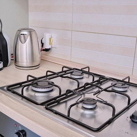 Monza-Centro Modern Flat Near Train Station Apartment Bagian luar foto