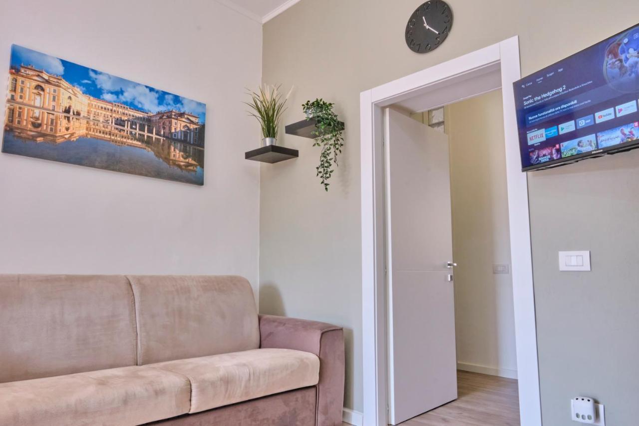 Monza-Centro Modern Flat Near Train Station Apartment Bagian luar foto